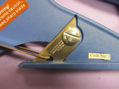 FOAM BACK CUTTER BLADES (100 PCS)