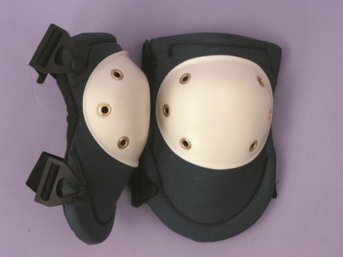 PLASTIC CAP - BUCKLE
